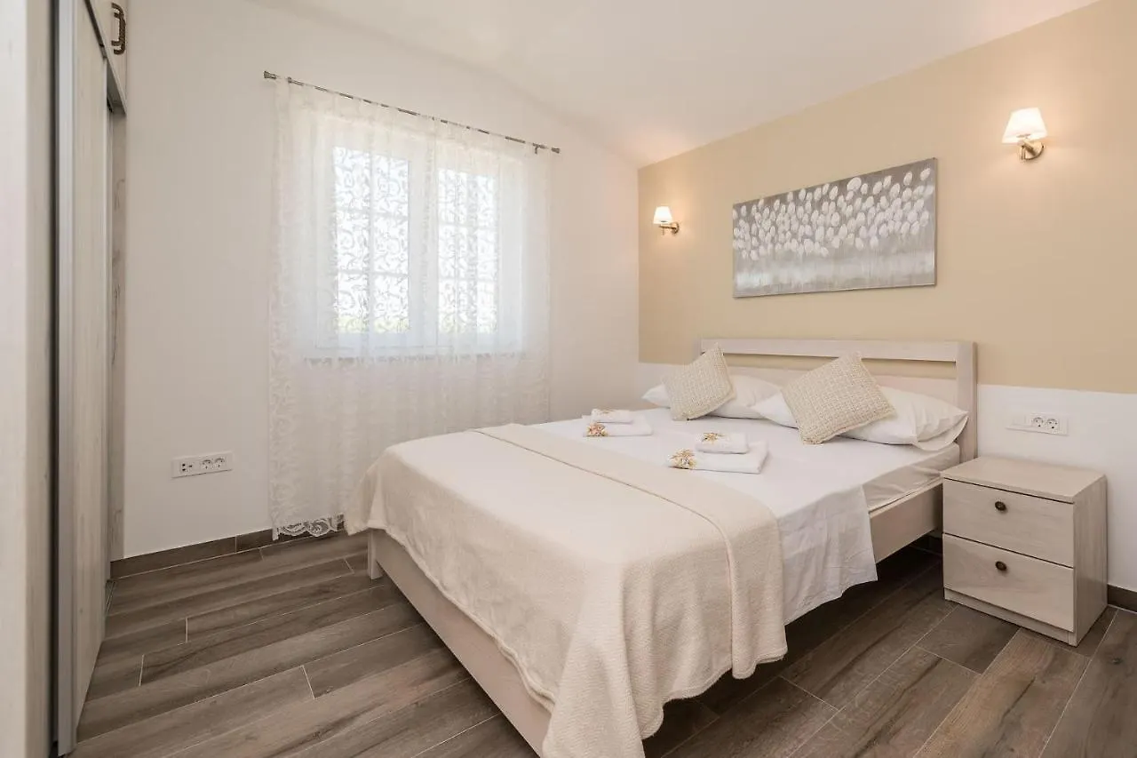 Villa Stone Vila With Heated Pool, Near Sandy Beach - By Traveler Tourist Agency Id 2373 Bedroom 2 Privlaka