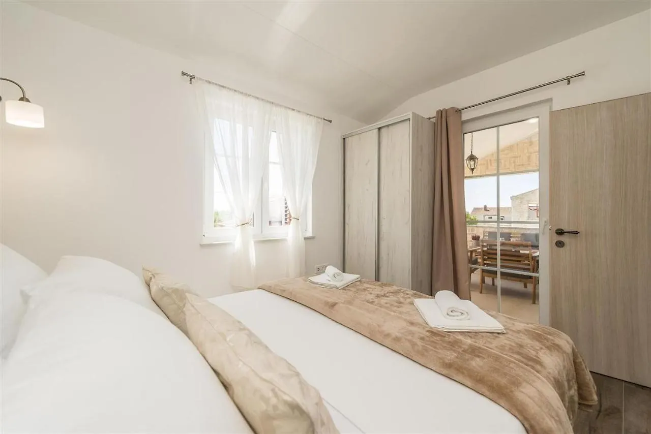 Stone Vila With Heated Pool, Near Sandy Beach - By Traveler Tourist Agency Id 2373 Bedroom 2 Privlaka  Villa